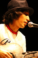 yuichi09live.JPG